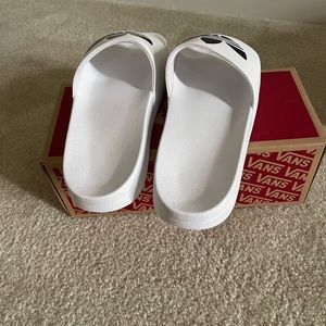 Brand is Nike. Size is 12. Color is White.